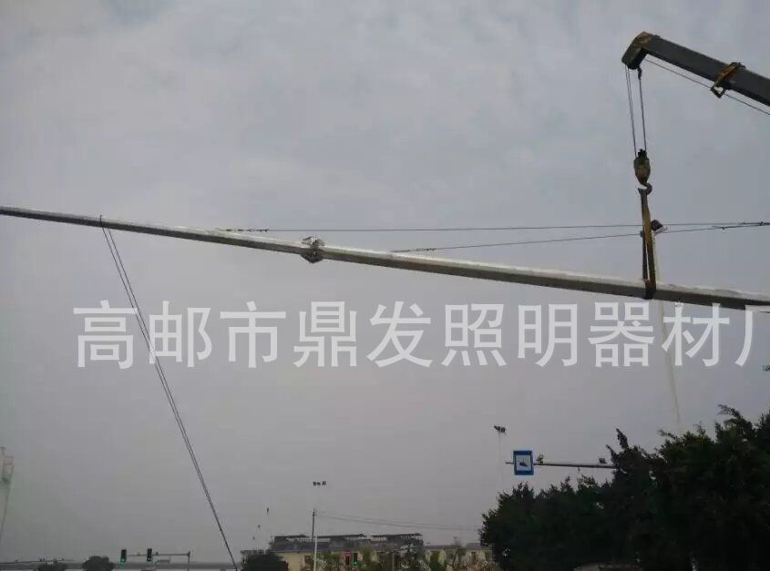 低价批发道路监控立杆，量大从优，特种钢材热镀锌，L型监控示例图2