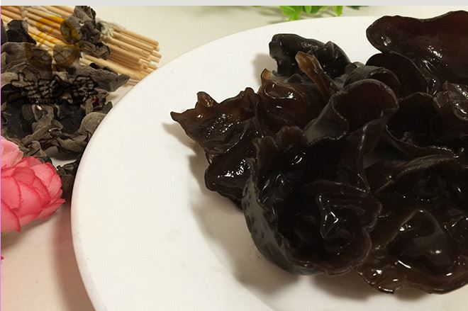 廠家供應(yīng) 土珍季黑木耳270g  可口袋裝休閑零食小食品特價批發(fā)示例圖8