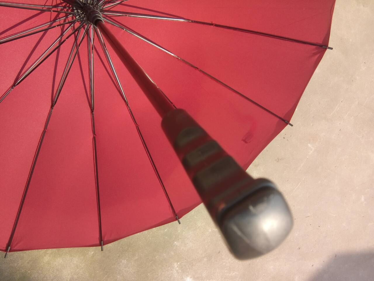 雨傘廠家定制色廣告傘印logo定做16開直桿晴雨長柄自動傘禮品傘示例圖4