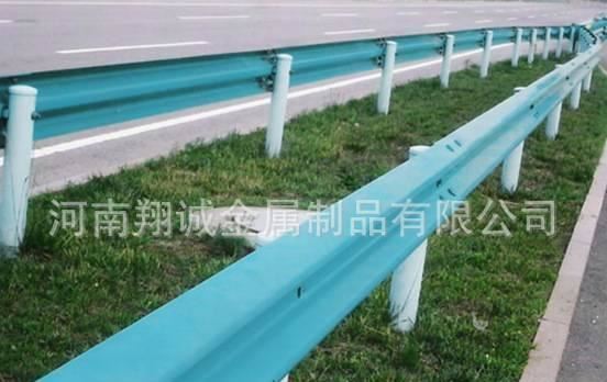 高速公路熱鍍鋅/噴塑/防撞護(hù)欄  國標(biāo)波形鋼板 廠家直銷 可定做示例圖8