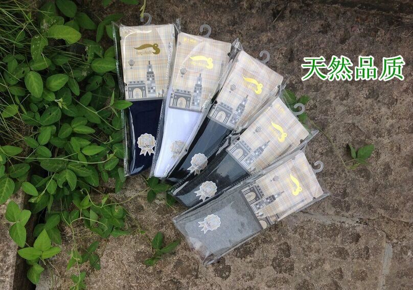 廠家直銷精品獨(dú)立包裝男士色商務(wù)全棉襪子贈品秋冬低價(jià)男襪示例圖1