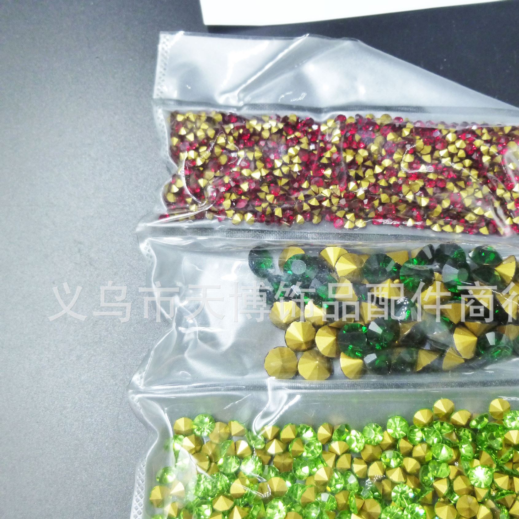 大紅深紅色小號(hào)高品質(zhì)國(guó)產(chǎn)A鉆尖底玻璃水鉆 透明白鉆尖底批發(fā)示例圖19