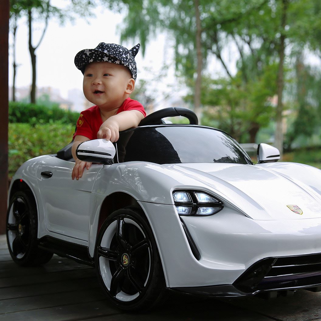 兒童電動(dòng)車四輪搖擺童車雙驅(qū)動(dòng)遙控男女嬰兒小孩玩具車可坐人汽車示例圖2