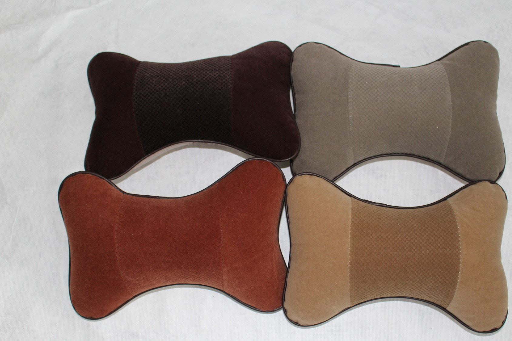 廠家直銷批發新款汽車頭枕 秋冬季毛絨骨頭枕 植絨蜂窩通用頭靠示例圖5