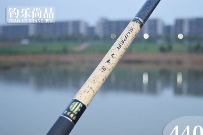 釣樂尚品漁具批發、實體招商加盟 文杰鯉二代臺釣鯉魚竿 釣竿魚竿示例圖8