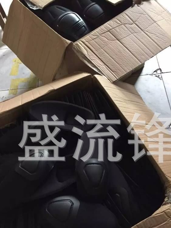 戶外火鳳凰同款青蛙服護(hù)具護(hù)膝 戰(zhàn)術(shù)護(hù)具套裝 青蛙護(hù)具護(hù)膝工廠示例圖4