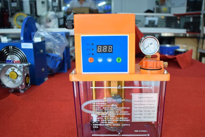 批發銷售注油機 注塑機潤滑油泵，機床自動潤滑泵 數顯示例圖4