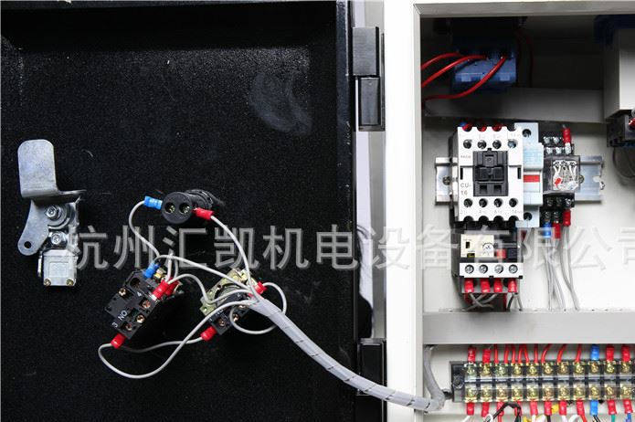 奧為可移動(dòng)式中速靜音機(jī)邊回收塑料粉碎機(jī)強(qiáng)力水口料低速破碎機(jī)示例圖18