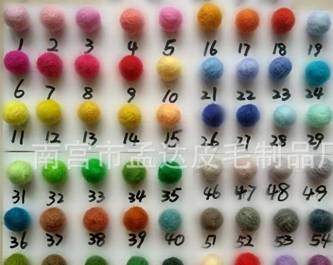廠家直銷 2-7cm尼泊爾 彩色羊毛氈波點球 純手工diy球飾品圓球示例圖13