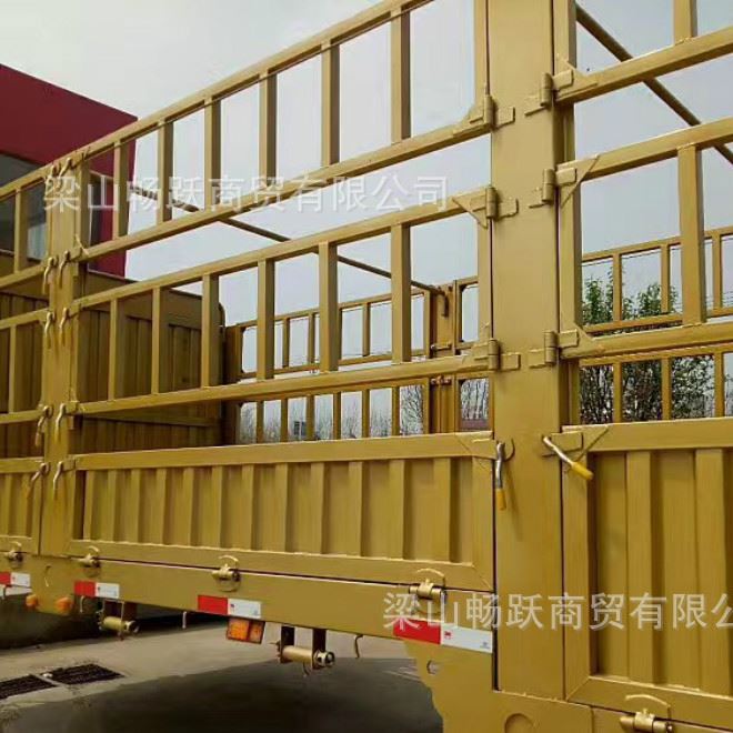 廠家直銷鵝頸倉(cāng)欄式半掛車 廠家定做 質(zhì)量示例圖8