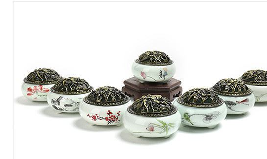 廠家批發(fā) 創(chuàng)意陶瓷香薰?fàn)t青瓷銅蓋線香盤香爐蓮花手工香插爐擺件示例圖3