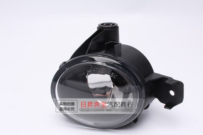 寶馬 新款X1 X3 X5 X6 防霧燈 E71 E72 加裝 前霧燈 日行燈 杠燈示例圖1