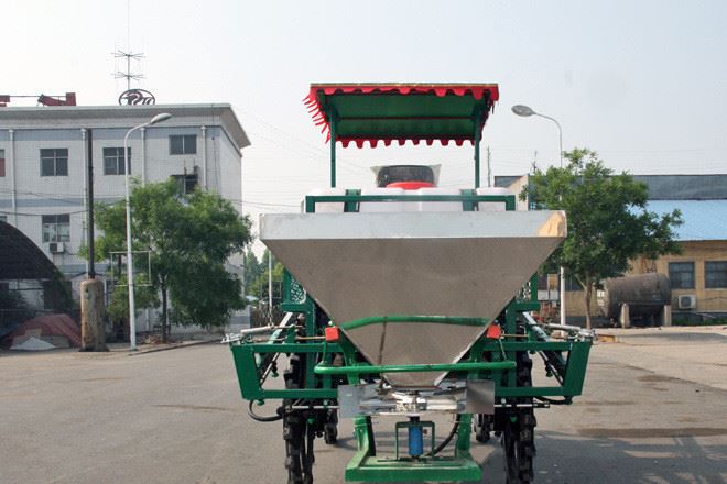 世杰牌多用植保機(jī) 水田旱地農(nóng)場(chǎng)合作社用 打藥施肥運(yùn)苗一體機(jī)廠家示例圖2