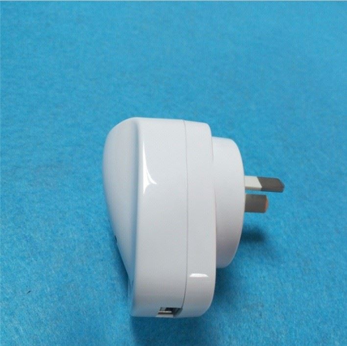 SAA認(rèn)證_單USB1A 澳規(guī)手機(jī)充電器 可兼容蘋果三星各種設(shè)備示例圖4