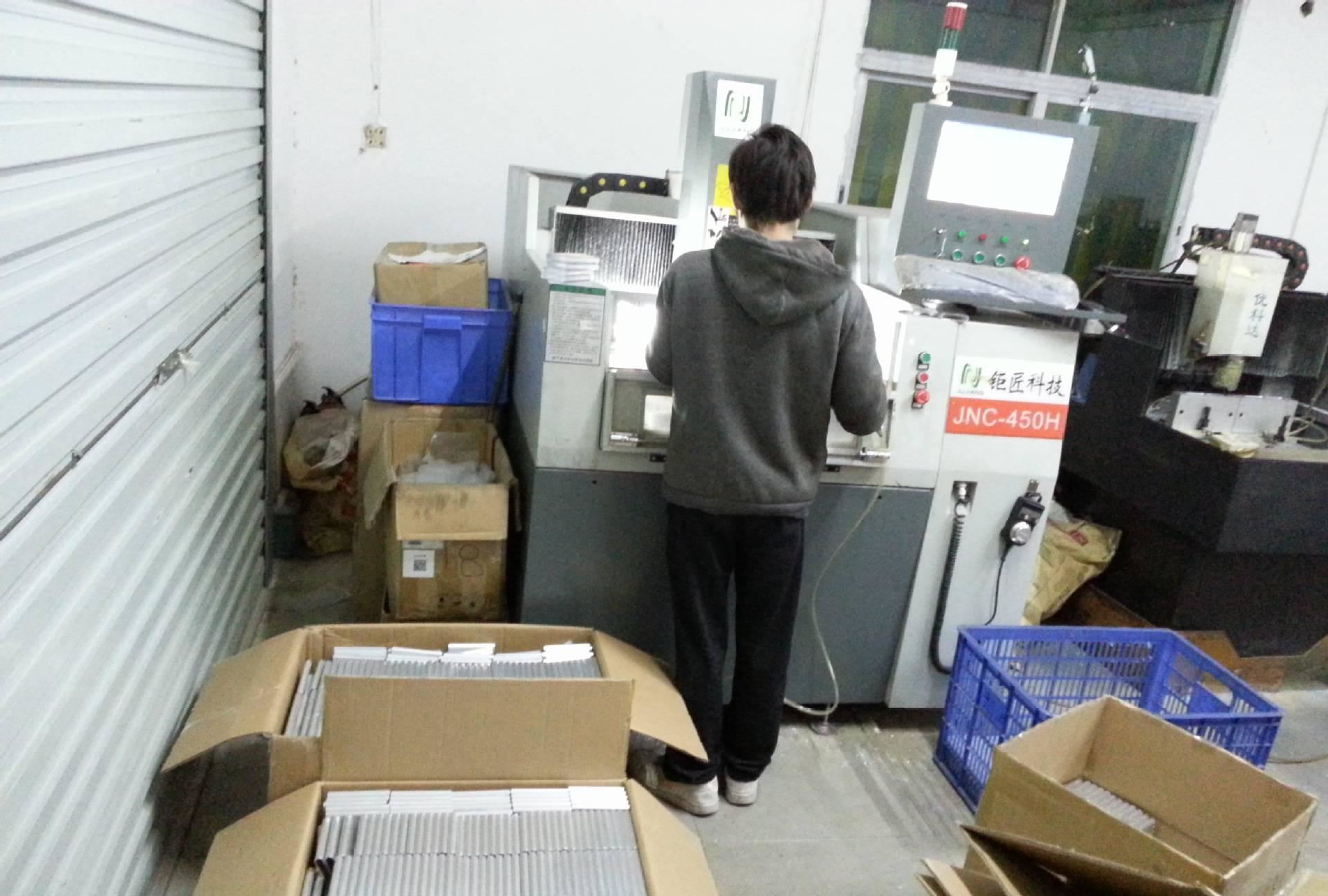 擠壓模、塑膠模具、五金模具、型材模具、示例圖7