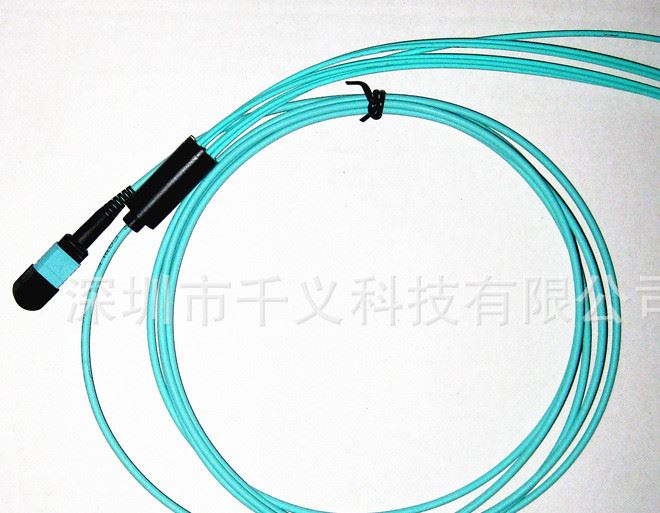 3米MPO-LC8芯多模萬(wàn)兆模塊40G MPO-LC4對(duì)光纖跳線OM3中心機(jī)房線示例圖4