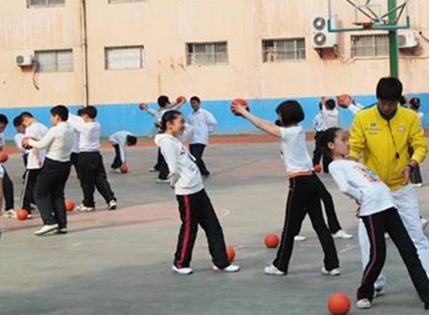 宏遠牌2KG實心球 橡膠實心球 田徑用品 廠家直銷批發 批量可優惠示例圖6