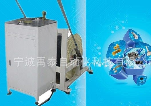 光伏全自動(dòng)剝裁線擰螺帽機(jī) 壓端子一體機(jī)  高效非標(biāo)自動(dòng)化設(shè)備示例圖2