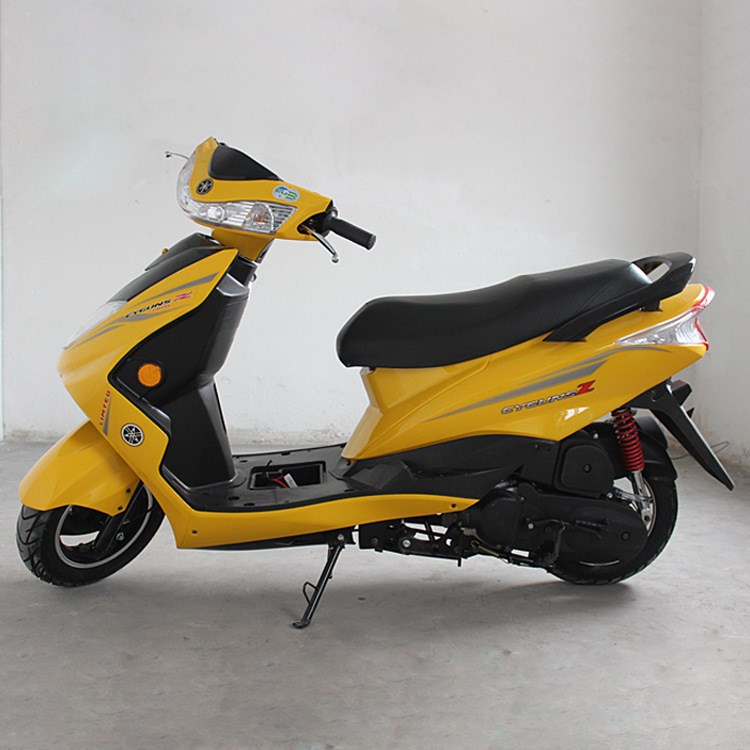 迅鹰款踏板车 摩托车100cc发动机 然油助力车 厂家直销 全新整车