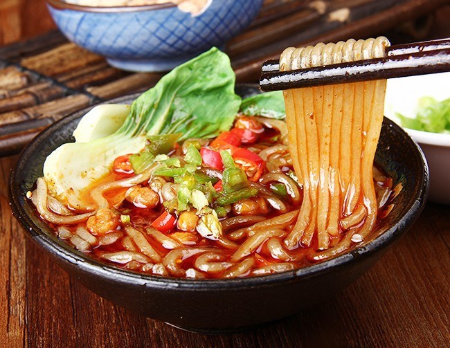 酸辣粉 正宗重庆小吃 方便速食酸辣红苕粗粉条 送料包 批发代发