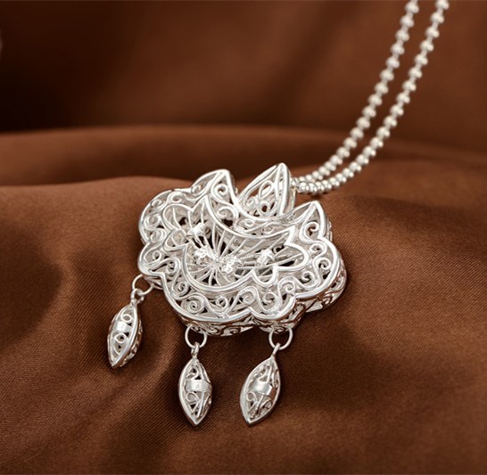 黄飞达银饰990平安锁项链饰品宝宝长命锁吊坠手工项饰批发定制