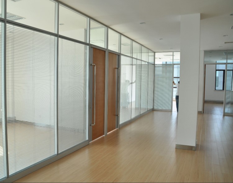 杭州高隔断办公室高隔断隔墙防火板钢化玻璃隔断屏风带百叶隔音墙