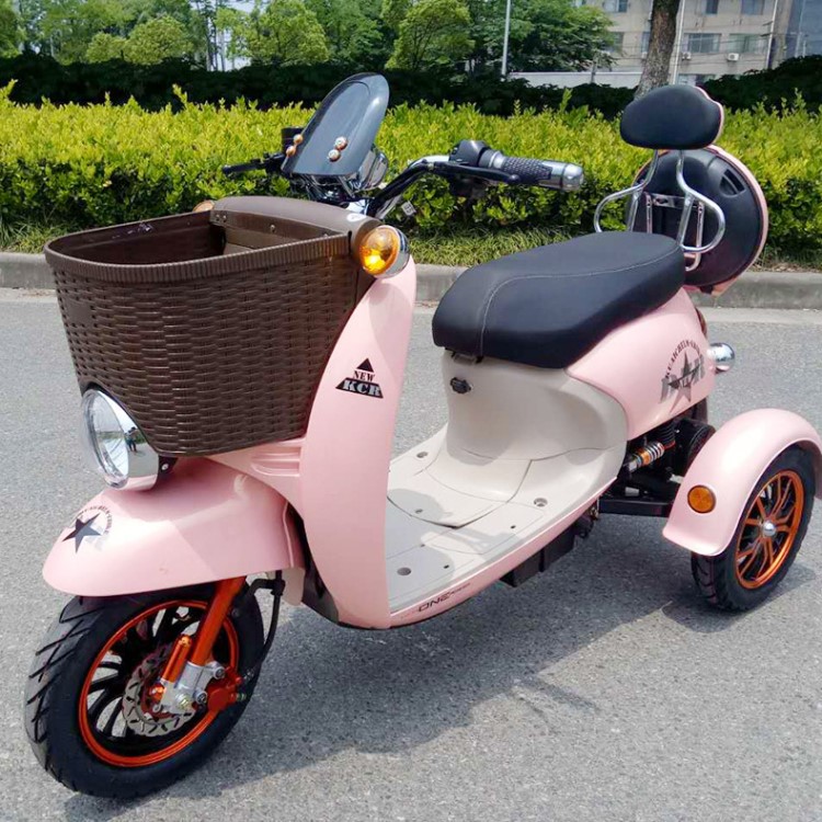 小龟王电动三轮车代步电动车 老年代步休闲时尚电动三轮厂家直销