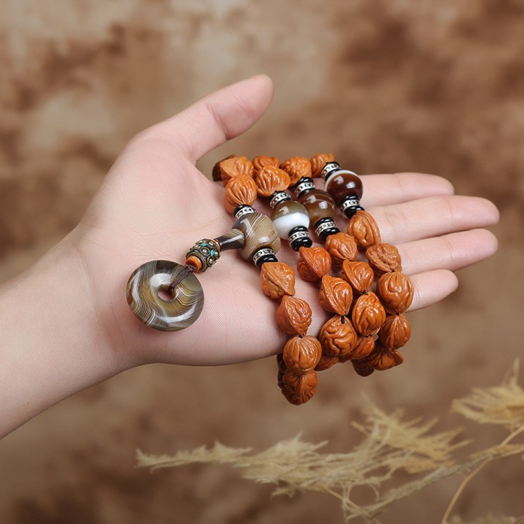 精品野生文玩小核桃手串揪子手持把玩红皮山核桃秋子手链一件代发