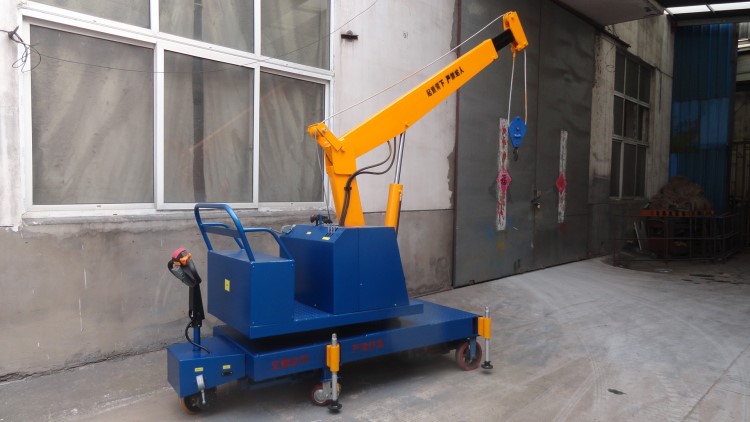 专业生产电动自行走吊车,全自动液压旋转吊车,液压吊车fdc-it