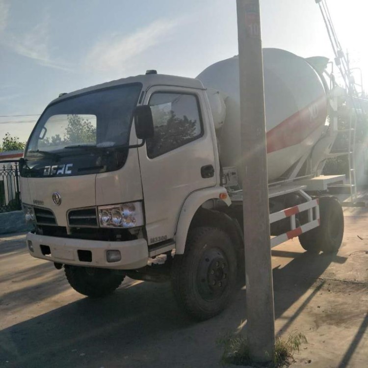 廠家直銷混凝土攪拌車建築水泥罐車自動上料砂漿攪拌車輸送泵車