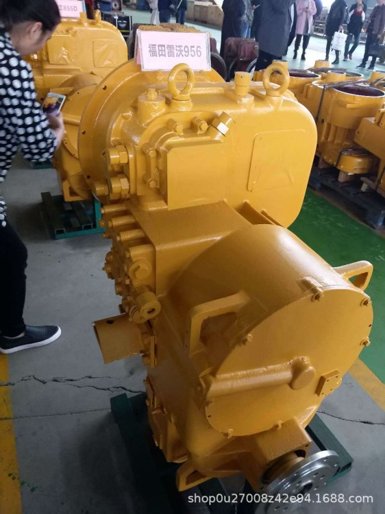 福田雷沃装载机f956变速箱总成 福田雷沃装载机配件