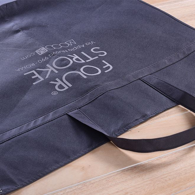 工厂订制无纺布西服防尘罩大衣防尘袋西装套服装防尘收纳袋订做