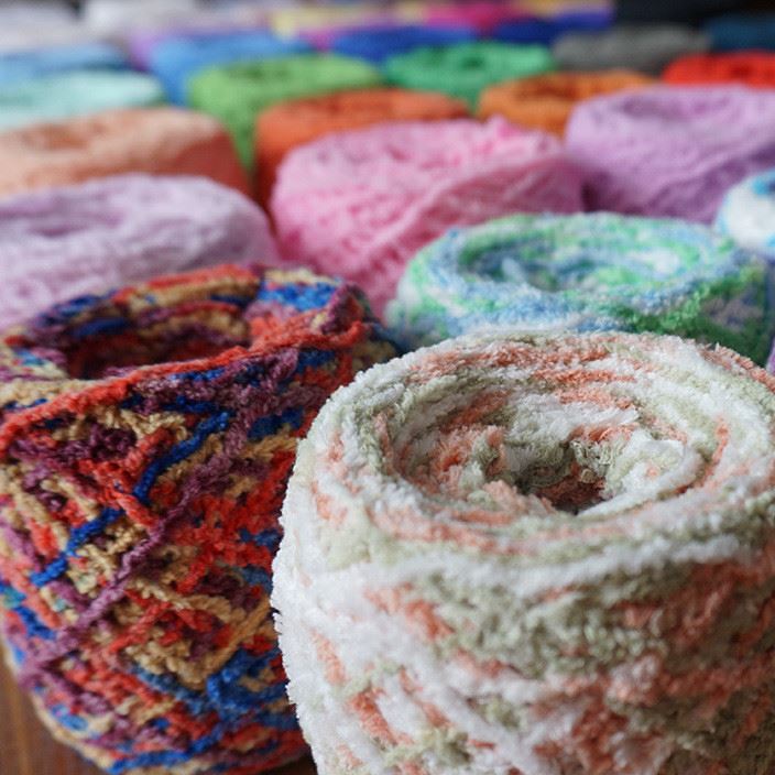 珊瑚绒毛线宝宝绒线粗线手工diy编织勾鞋 批发特价清仓处理围巾线