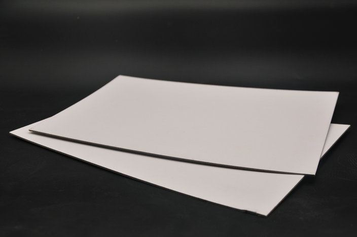 【】叠衣服纸板衬衣包装纸硬纸板厂家直销t恤纸板 灰底白面服装衬板纸